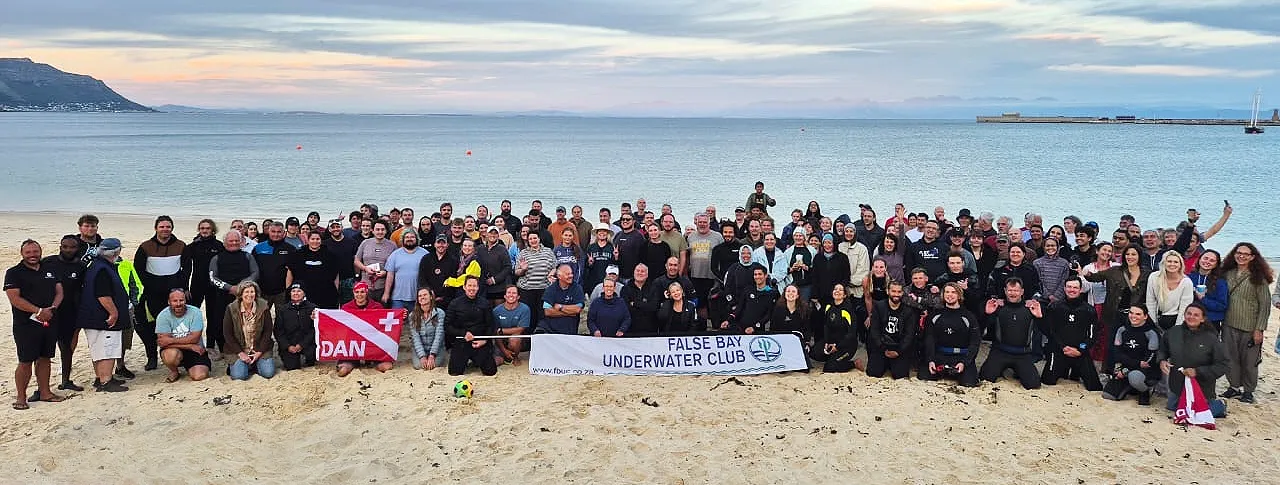FBUC club members on the beach